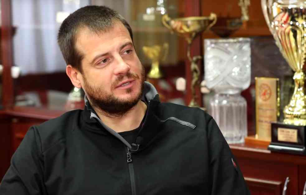 TEŽAK ZADATAK PRED SRPSKIM TRENEROM: Nenad Lalatović posle 25 godina ponovo u Radničkom
