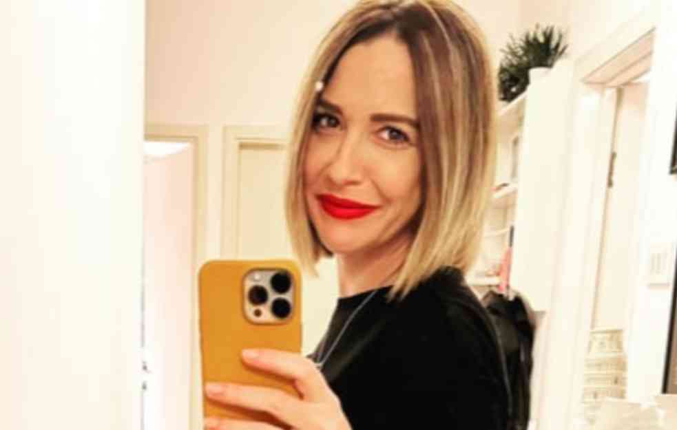 PRIZOR RAZNEŽIO SVE! MARIJANA MIĆIĆ POKAZALA ĆERKU: Glumica objavila fotografiju uz DIRLJIVE REČI (FOTO) 