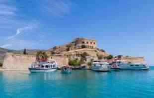 OSTRVO ŽIVIH MRTVACA: Mediteranski raj krije jezivu tajnu (FOTO+VIDEO)