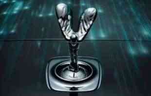 ELEGANCIJA SA OSTRVA Rojs-rojs redizajnirao figuricu Spirit of Ecstasy