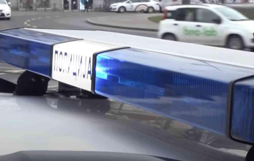 UDES NA IBARSKOJ KOD PRELJINE: Sudarila se dva automobila, pričinjena velika materijalna šteta