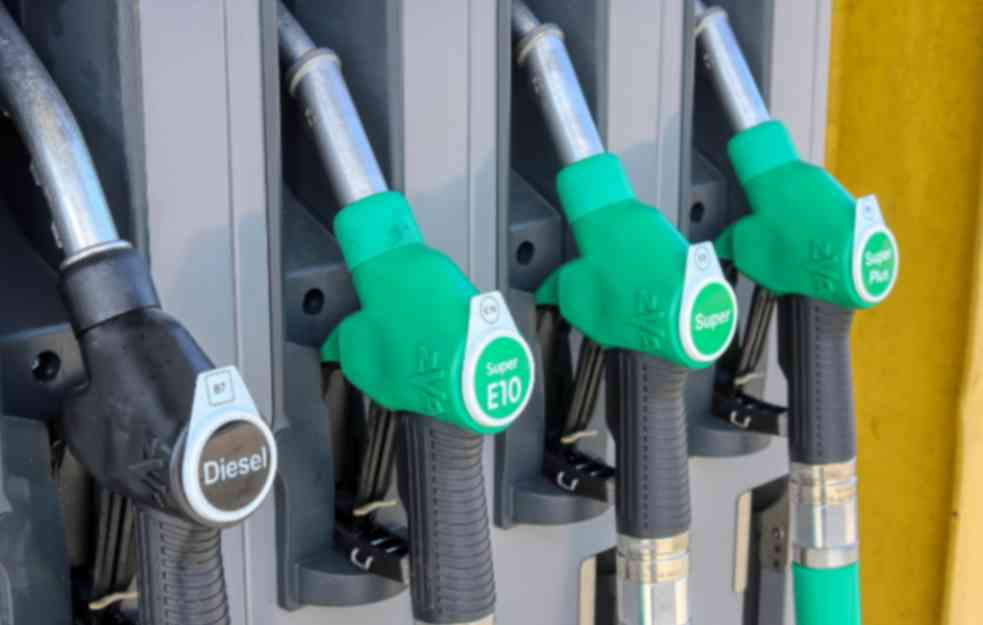 SKANDAL NA KNEZ PETROL PUMPAMA! Ograničili prodaju goriva, OGORČENI NAROD potvrđuje na mrežama (FOTO)