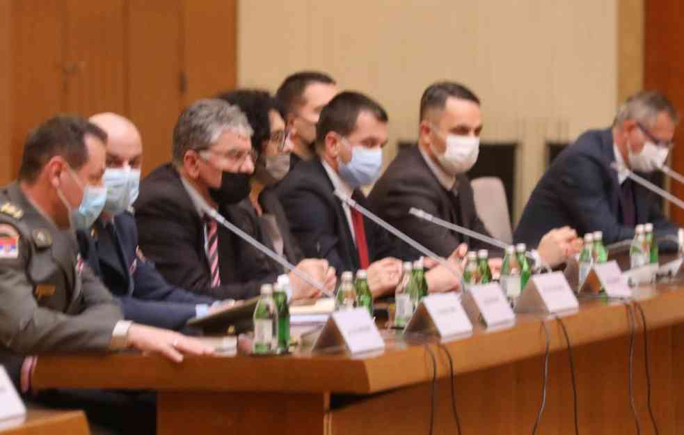 KONAČNO! Krizni štab doneo ODLUKU o kovid propusnicama
