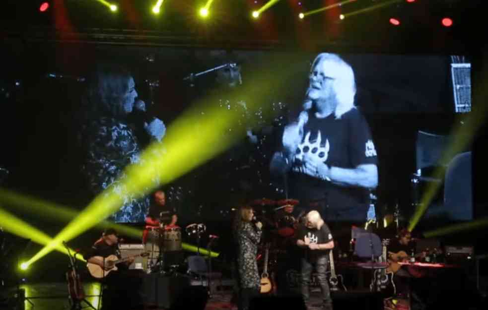 Riblja čorba je za samo jedno veče snimila svoj veliki HIT, a onda je gitarista osuđen na 15 dana ZATVORA  (VIDEO)