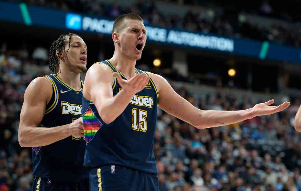 SEDI, JEDAN! Jokić držao čas Klipersima, Hrvat nije znao gde se nalazi: Denver u PETOJ BRZINI (VIDEO)