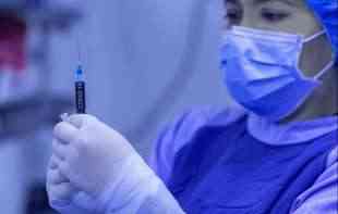<span style='color:red;'><b>FARMACEUTI</b></span> SE VEĆ UTRKUJU! Na jesen ponovo masovna vakcinacija, srpski epidemiolog poručuje: DALEKO JE KRAJ