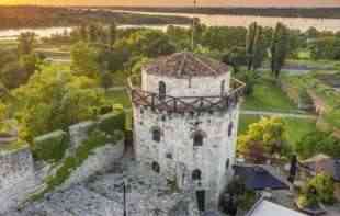 GDE NESTADE <span style='color:red;'><b>ZELENILO</b></span>? Ovako danas izgleda pogled sa Kule Nebojša, a kako je bilo nekad?  (FOTO)