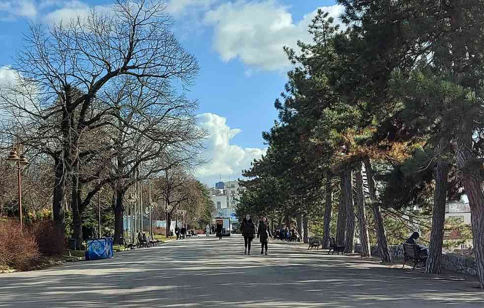 I DANAS VEDRO NEBO IZNAD SRBIJE! Hladno jutro zameniće topao dan