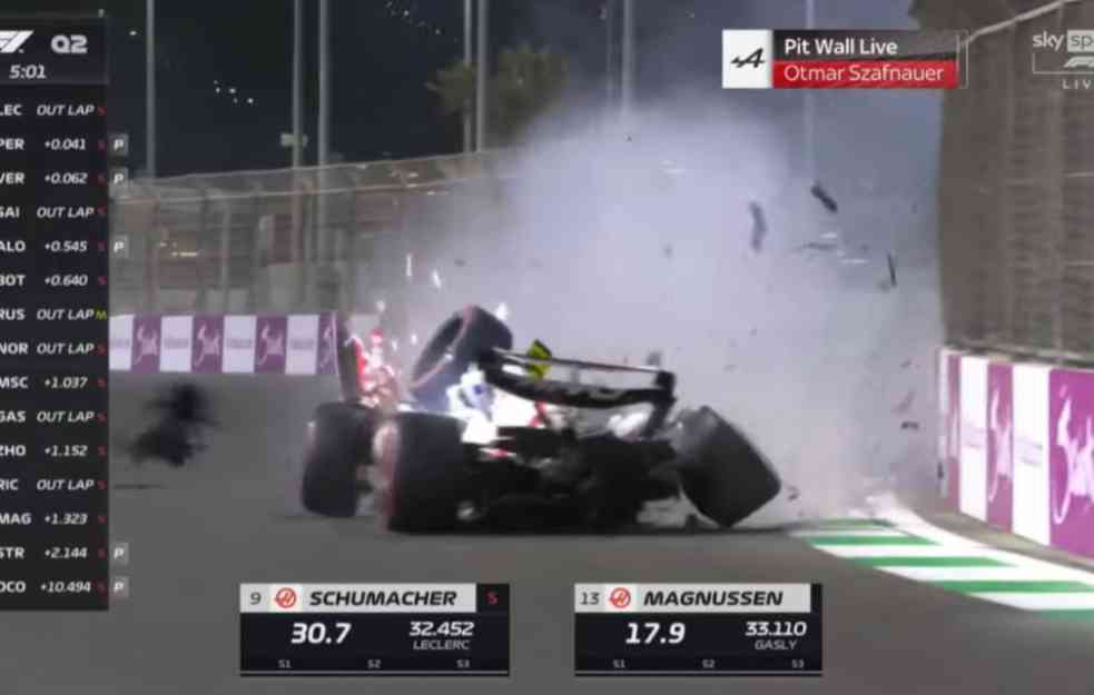 TEŽAK UDES ŠUMAHEROVOG SINA! Zakucao se u zid pri brzini od 270 km/h, bolid potpuno uništen (VIDEO)