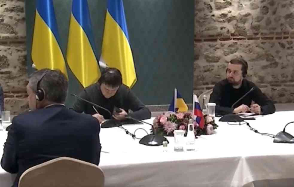 ODUSTAJANJE OD NATO-A? Ukrajina se obavezuje u pregovorima