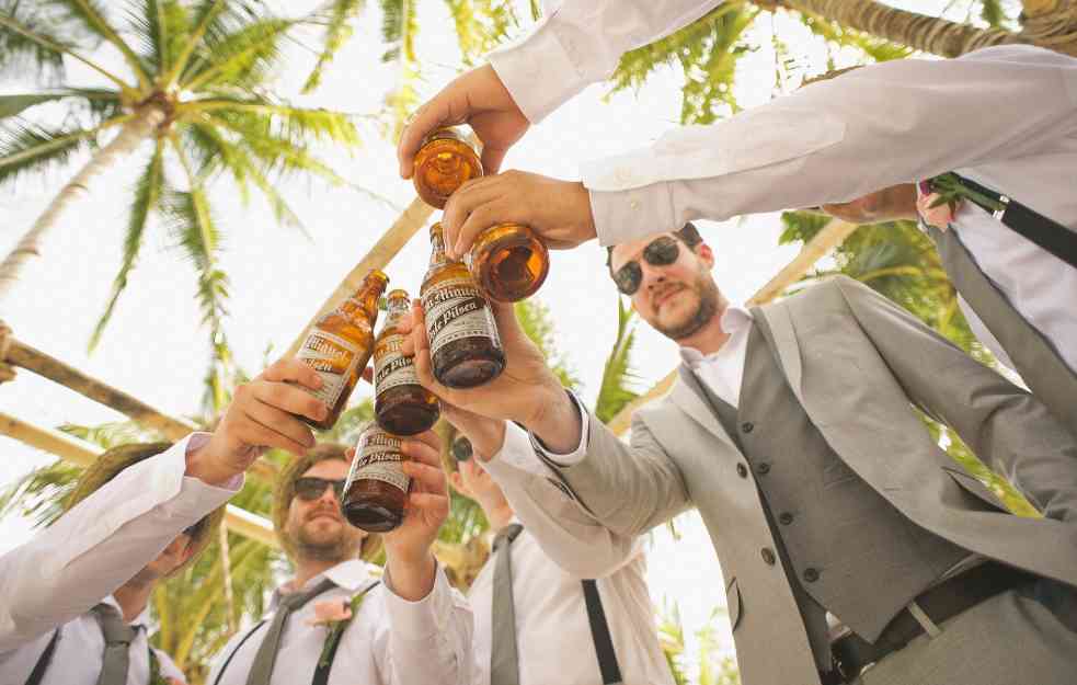 POSLE KOLIKO ČAŠICA SE POSTAJE ALKOHOLIČAR? Dokazano da alkohol SMANJUJE MOZAK, evo i koliko PIĆA DNEVNO JE RIZIČNO