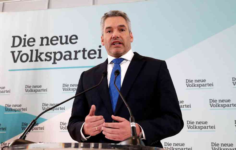 POTPUNO JE BESMISLENO! <span style='color:red;'><b>Austrijski kancelar</b></span> se usprotivio embargu na gas: Sankcije će oslabiti NAS, ne Rusiju!