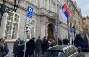 <span style='color:red;'><b>MALME</b></span>, PRAG I BRATISLAVA OBJAVILI REZULTATE: Rasejanje izašlo na izbore u velikom broju (FOTO)