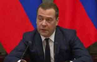 <span style='color:red;'><b>BRUTALAN ODGOVOR</b></span> MEDVEDEVA! Ursula se zaigrala: Bankrot Rusije će odvesti Evropu u ambis