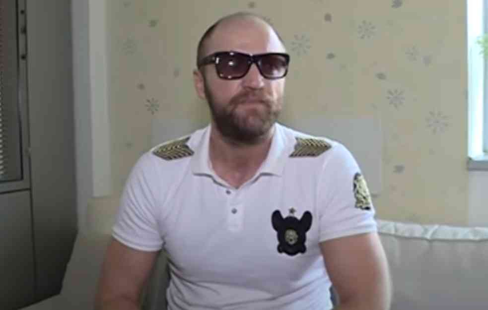 DROGIRAO MLADIĆA I PRETIO MU SMRĆU: Hitna reakcija policije, uhapšen kreator Darko Kostić