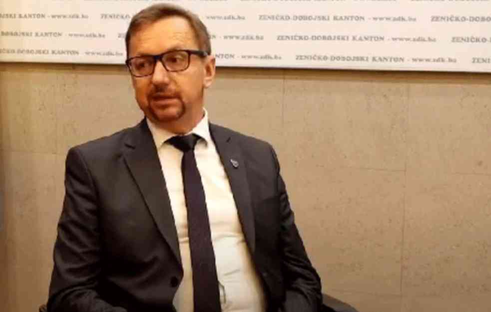 Ministru u Bosni i Hercegovini PRETE smrću: Predložio sam da 4.maj bude neradan dan! Preklapaju se praznici, 1. maj pada u nedelju! (FOTO)
