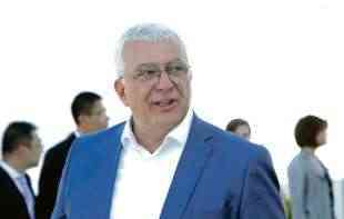 NEMA ODUSTAJANJA, NITI POVLAČENJA: Pravda mora da ZAKUCA na svačija VRATA