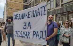  “GLAS” NA PROTESTU NAUČNIKA Nastavljamo borbu na ulici, nek odgovore premijerka i <span style='color:red;'><b>ministar prosvete</b></span> (VIDEO+FOTO)