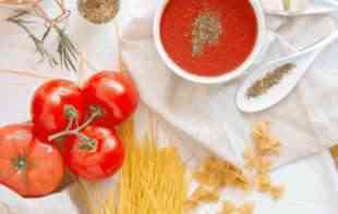 <span style='color:red;'><b>Recept</b></span> za DOMAĆI KEČAP: Zdraviji i ukusniji od kupovnog