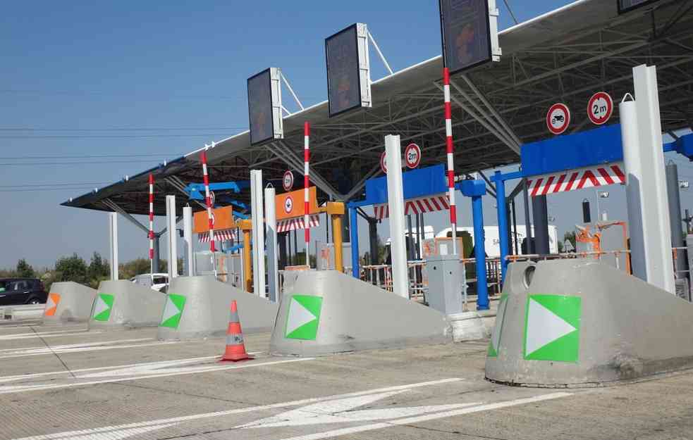 Na graničnim prelazima i rampama na auto-putu danas bez zadržavanja