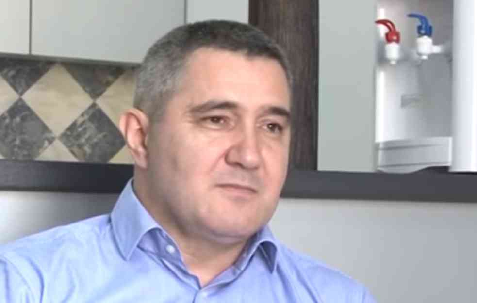 Jutros u 5 na aerodromu uhapšen je Siniša Jasnić!