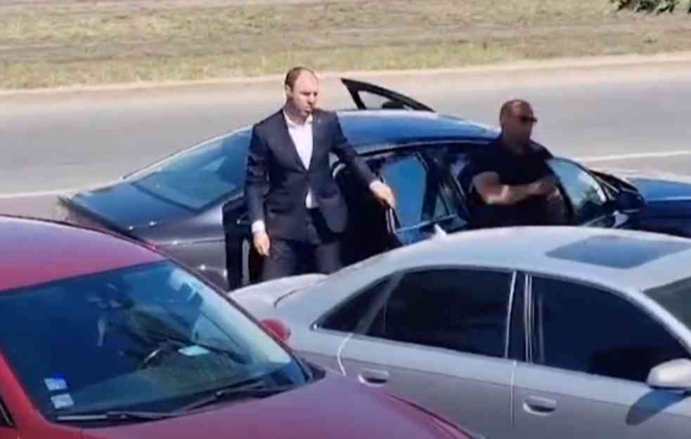 Mali Senta stigao u Palatu pravde