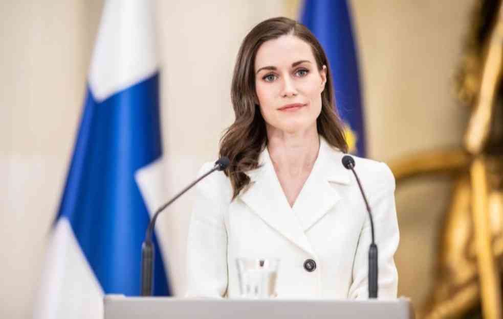 LEPA FINSKA PREMIJERKA PODELILA JAVNOST: Objavljeni snimci ludog i provokativnog provoda (VIDEO)