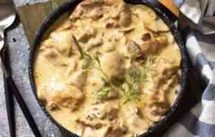 <span style='color:red;'><b>PILETINA</b></span> U SOSU OD LUKA : Recept koji će biti vama po želji