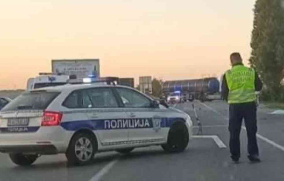  U sudaru automobila i motora poginula žena, muškarcu se bore za život