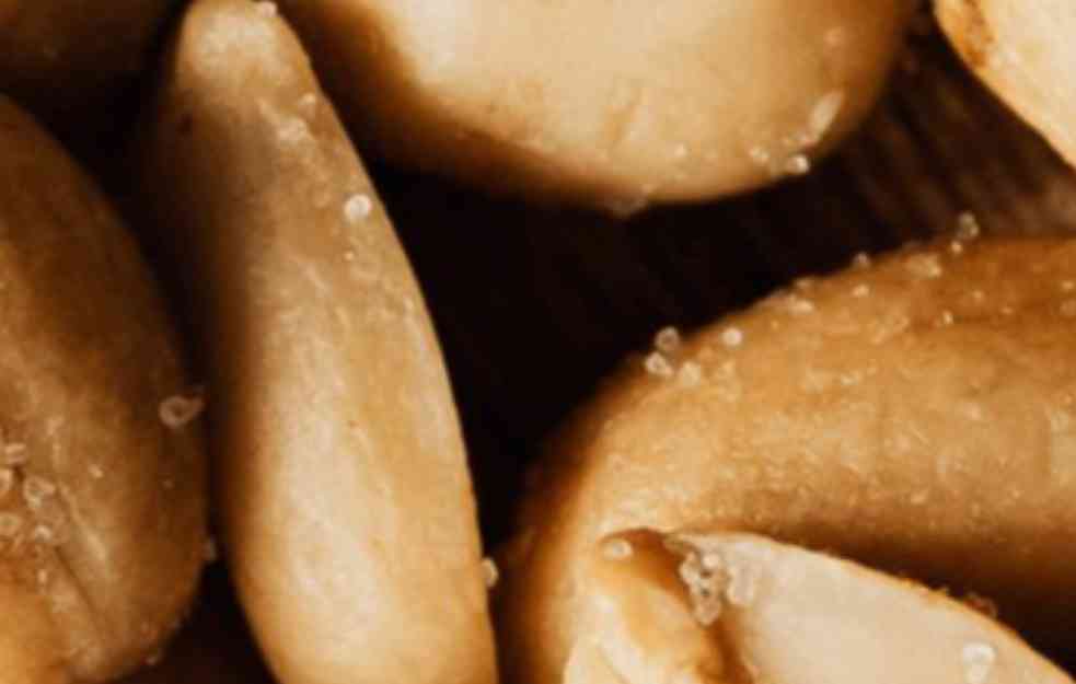 LAGANO I UKUSNO: Smoothie od kikiriki putera i banana (RECEPT)