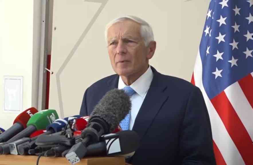 OVAJ GRAD U UKRAJINI TRENUTNO JE <span style='color:red;'><b>KLANICA</b></span>! Bivši NATO komandant: PUTIN POBEĐUJE ako uspe da natera Ukrajinu da zatraži prekid vatre!