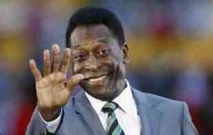 LEGENDARNI PELE U KRITIČNOM STANJU: Lekari prekinuli terapiju najveće fudbalske legende, prebačen je na posebno <span style='color:red;'><b>odeljenje</b></span>