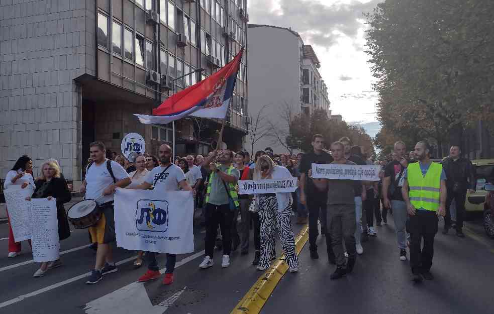 UŽIVO: ŠTRAJK U 
