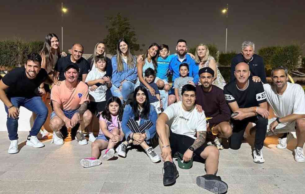 MESIJEVA FAMILIJA: Pogledajte šta je uradio nakon utakmice sa Hrvatskom (FOTO)