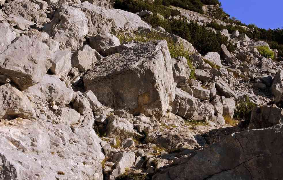 STANARI EVAKUISANI: Odroni posle nevremena u Sloveniji