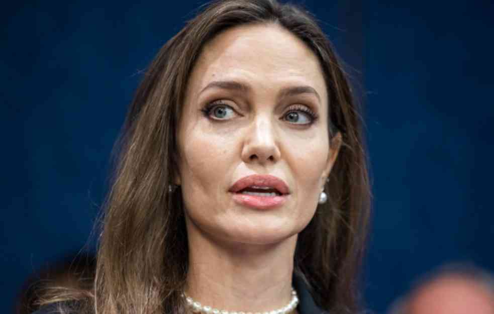 Anđelina Džoli odustala od unajmljivanja plaćenog ubice da je likvidira kad joj je postavio jedno pitanje