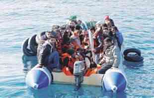 GOSTOPRIMSTVO OSTRVLJANA: <span style='color:red;'><b>Britanski sud</b></span> naložio da se migranti proteraju u Ruandu