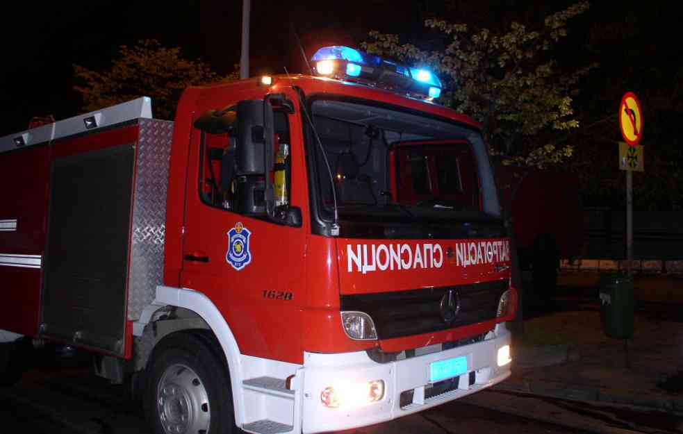 EKOLOŠKI USTANAK: VLAST OBMANJUJE JAVNOST – u požaru gorele opasne materije, reći građanima istinu! 
