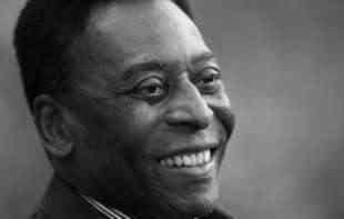 NAPUSTILA NAS JE LEGENDA: Pele preminuo i fudbalski svet plače
