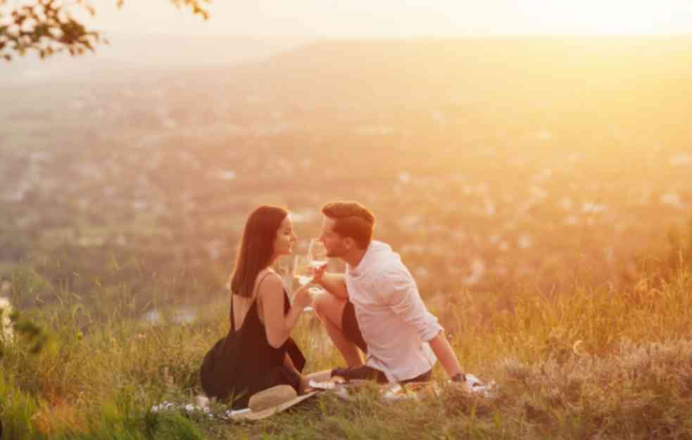 Ovo je najromatičniji par Zodijaka: Njihova ljubav je kao iz bajke