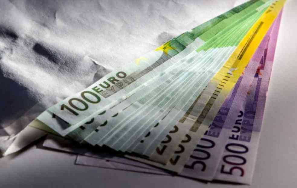 HIT TRIK SA KOVERTAMA: Kako da UŠTEDITE 5.000 evra za 100 dana?