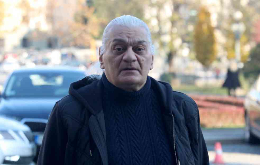 Sahranio je celu porodicu, pa ostao potpuno sam: CEO ŽIVOT PRATI GA ZLA SUDBINA! 