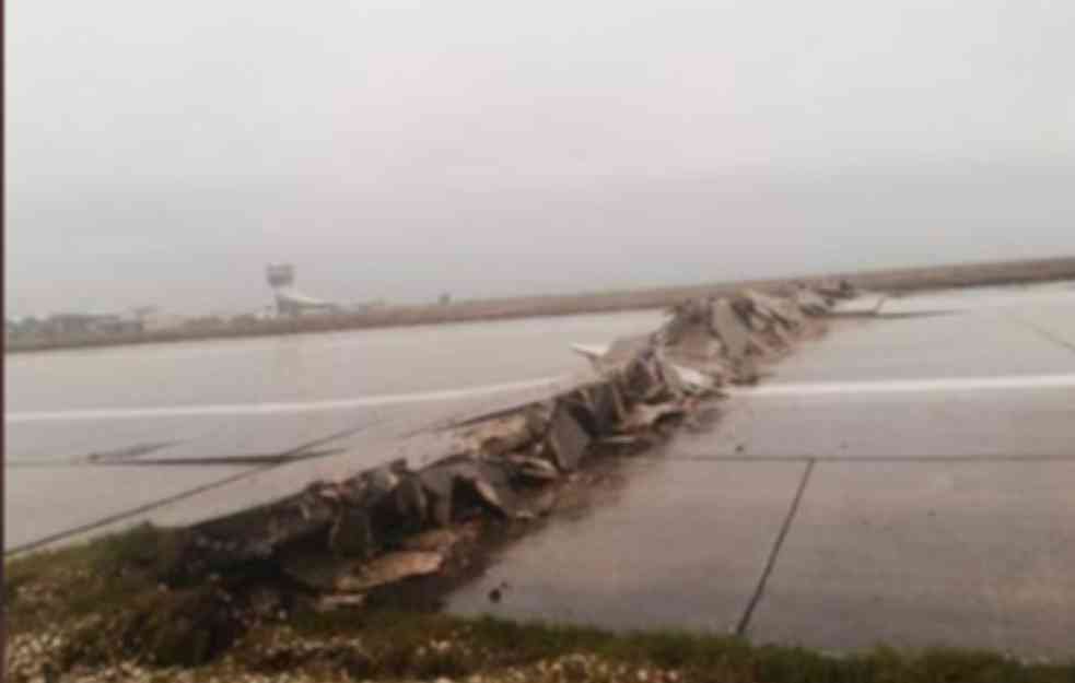 Pogledajte kako je pista na aerodromu 