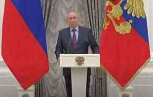 DA LI JE PUTIN PREDVIDEO DOLAZAK <span style='color:red;'><b>VANZEMALJAC</b></span>A? Promakla izjava ruskog predsednika, evo šta se desilo 2. februara!