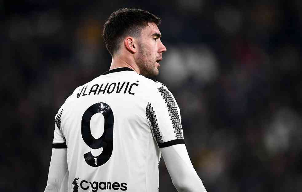 KAKVA BOMBA: Vlahović ide u kraljevski klub?