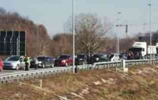 BLOKADA NA AUTO-PUTU MILOŠ VELIKI : Zatvorene petlje Preljina i <span style='color:red;'><b>Pakovraće</b></span> u oba smera, ovo su alternative