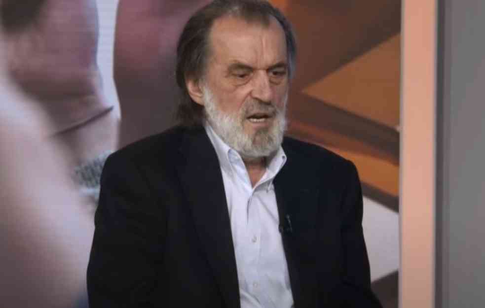 POSLE MENE - POTOP: Vuk Drašković se POVUKAO sa čela SPO posle 34 godine! Za naslednika izabrao SEKRETARICU!