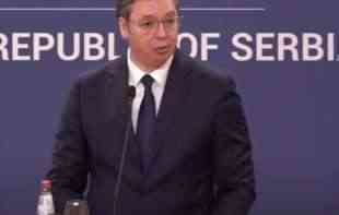 SEDI NA DVE STOLICE I ZASLUŽUJE <span style='color:red;'><b>CRNI POJAS</b></span>: Ruski mediji o predsedniku Srbije Aleksandru Vučiću