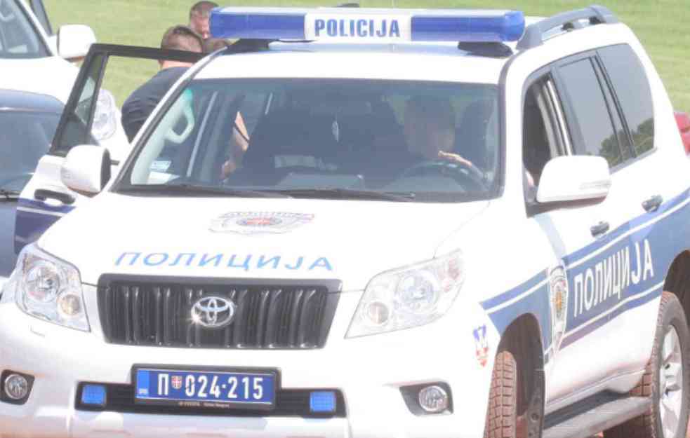 Policija traga za napadačem: BOMBA BAČENA NA DVA AUTOMOBILA KOJA SU U VLASNIŠTVU VASPITAČICE