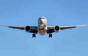  Avion hitno sleteo u Prag, putniku pozlilo : Preusmeren let Er Srbije Beograd-London